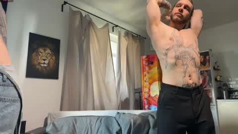 Paul online show from April 2026 06:52:01 AM