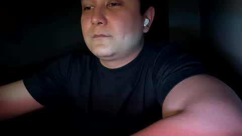 Snapshot of ruslan11221122 chatting on April 2026 07:33:02 PM ruslan11221122 online show from April 2026 07:33:02 PM