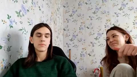 Lisa and Vlad online show from April 2026 07:13:02 AM