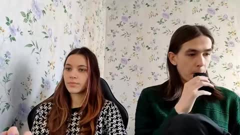 Lisa and Vlad online show from April 2026 07:14:01 AM