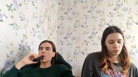 Lisa and Vlad online show from April 2026 07:31:01 AM