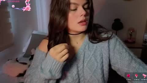 Snapshot of russcurley chatting on October 2025 07:48:01 PM Lorenn online show from October 2025 07:48:01 PM