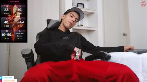  R U S S E L L  online show from February 2026 03:21:02 PM