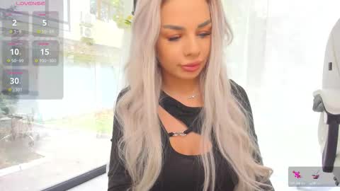 Snapshot of russian_ava chatting on October 2025 09:13:01 AM Ava online show from October 2025 09:13:01 AM