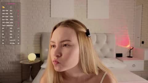 Ruta prize for the new fan club members hehe online show from November 2025 08:27:02 PM