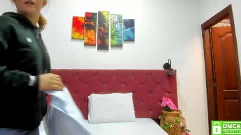 Ruth online show from December 2025 01:18:02 PM