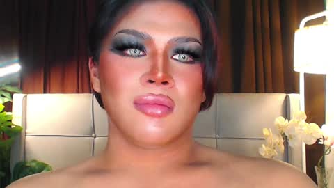 Snapshot of ruthlessmistressx chatting on December 2024 02:42:01 AM Samantha online show from December 2024 02:42:01 AM