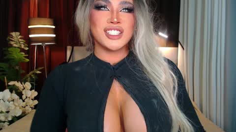 Snapshot of ruthlessmistressx chatting on December 2024 06:56:01 AM Samantha online show from December 2024 06:56:01 AM