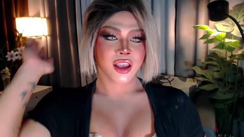 Snapshot of ruthlessmistressx chatting on February 2025 08:15:02 PM Samantha online show from February 2025 08:15:02 PM