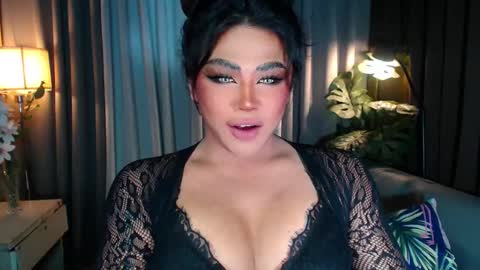 Snapshot of ruthlessmistressx chatting on March 2025 08:32:01 PM Samantha online show from March 2025 08:32:01 PM