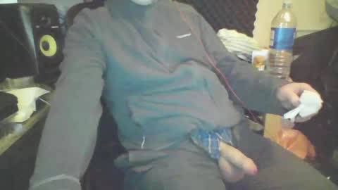 ruwatching_me online show from February 2025 09:32:01 AM