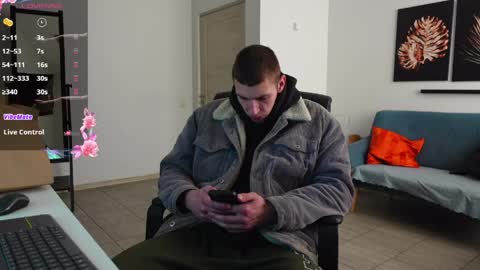 Snapshot of ryan_dozer chatting on April 2026 06:13:05 AM RYAN DOZER online show from April 2026 06:13:05 AM