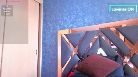 R Y A N online show from November 2025 11:53:02 AM