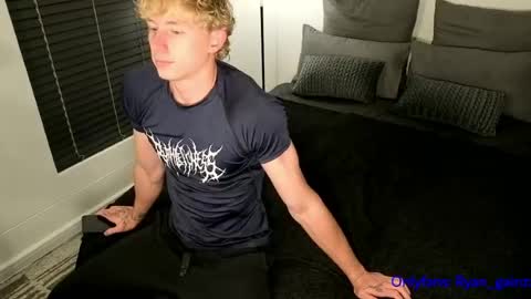 Snapshot of ryan_gainzz chatting on April 2026 06:53:01 PM Ryan gainzz online show from April 2026 06:53:01 PM