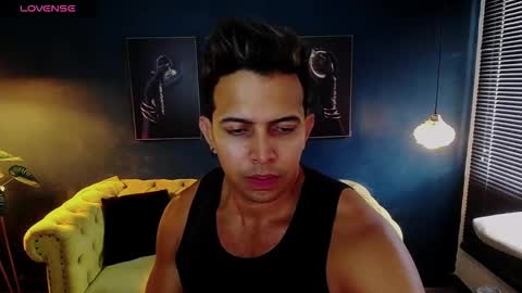 Ryan online show from December 2025 07:31:01 PM