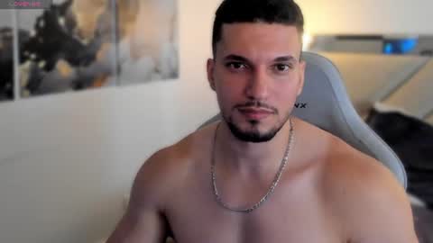 Snapshot of ryan_ward79 chatting on July 2026 03:23:01 AM Ryan online show from July 2026 03:23:01 AM