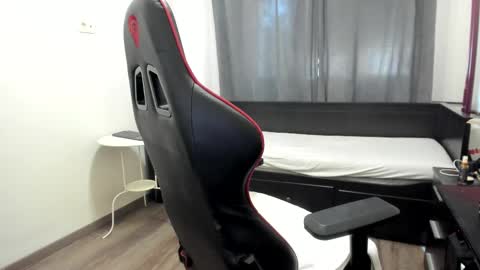 Snapshot of ryandusk chatting on March 2025 11:28:01 AM Andrew C. online show from March 2025 11:28:01 AM