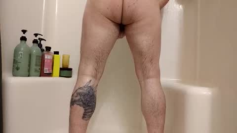 ryanihde2025 online show from February 2026 10:16:01 PM