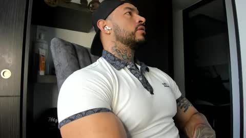 Snapshot of ryanjhonston chatting on March 2026 12:45:02 PM Ryan online show from March 2026 12:45:02 PM