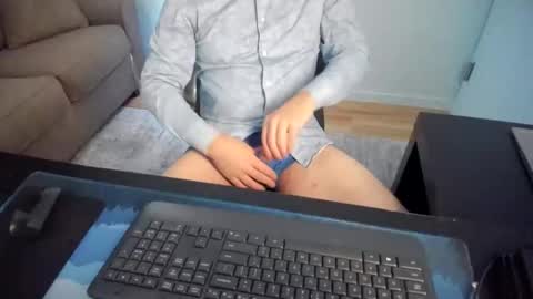 Snapshot of ryanontour chatting on November 2025 07:45:02 PM Ryan in NYC online show from November 2025 07:45:02 PM