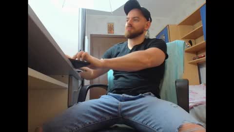 Snapshot of ryanstone_ chatting on January 2026 05:57:02 AM Ryanstone online show from January 2026 05:57:02 AM