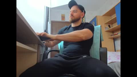 Snapshot of ryanstone_ chatting on January 2026 06:17:01 AM Ryanstone online show from January 2026 06:17:01 AM