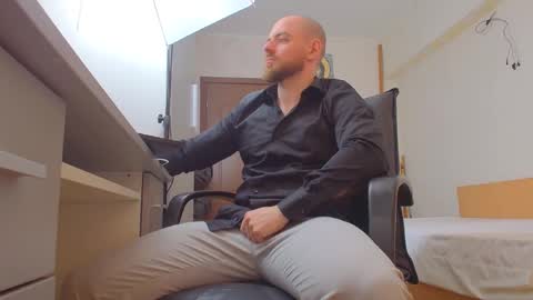 Snapshot of ryanstone_ chatting on March 2026 05:13:02 AM Ryanstone online show from March 2026 05:13:02 AM