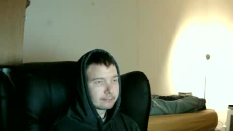 Snapshot of ryder93x chatting on April 2026 04:10:02 AM Ryder93 online show from April 2026 04:10:02 AM