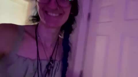 Ryn Michele online show from October 2025 02:35:01 PM