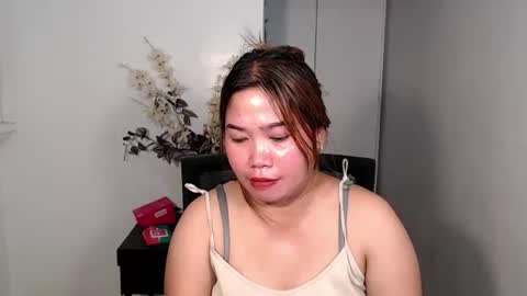 Snapshot of rys_goddess chatting on July 2026 06:04:02 AM rys_goddess online show from July 2026 06:04:02 AM