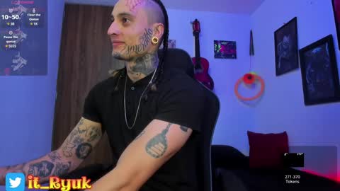 leopmonk help me reach 100 thumbs up online show from February 2025 12:17:02 PM