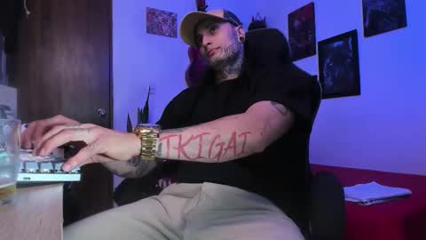 leopmonk help me reach 100 thumbs up online show from January 2026 02:28:02 AM