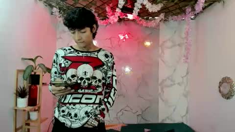 s_d_b_hot online show from April 2026 06:13:02 PM