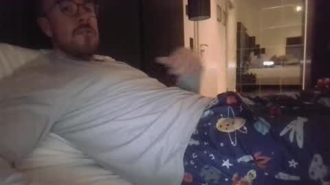 s_i_q online show from November 2025 08:41:01 PM