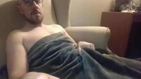 s_i_q online show from December 2025 08:24:02 PM