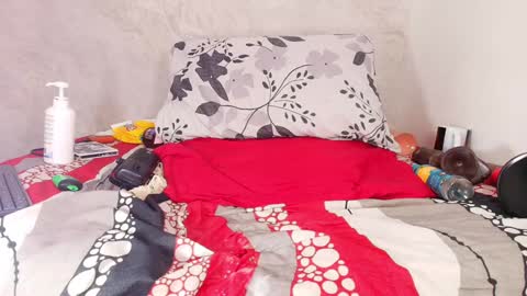 s_sofia_ online show from January 2025 10:18:01 PM