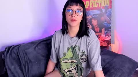 Val online show from November 2025 04:13:02 AM