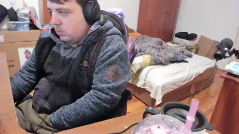 1141323  my Lord Mister Max   moms treasure online show from December 2024 07:00:02 PM