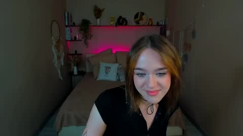 Snapshot of sabrina_hamilton chatting on May 2026 10:42:02 AM Sabrina online show from May 2026 10:42:02 AM