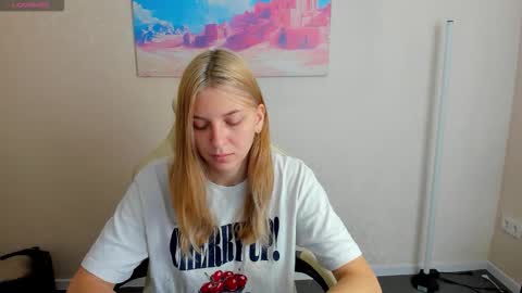 Snapshot of sabrina_moun chatting on September 2025 12:45:02 AM sabrina_moun online show from September 2025 12:45:02 AM