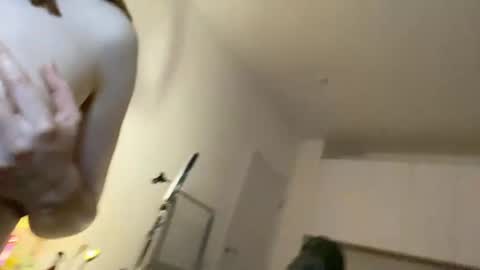 Snapshot of sabrinaanddaniel chatting on January 2025 11:36:02 PM SabrinaDaniel online show from January 2025 11:36:02 PM