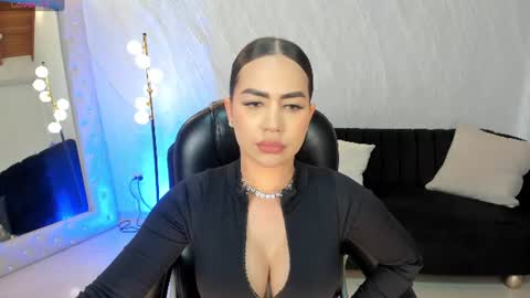 Snapshot of sabrinamontclair chatting on July 2026 08:46:02 PM Sabrina M online show from July 2026 08:46:02 PM