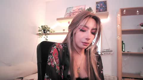Snapshot of sabrinaspell_ chatting on April 2026 01:00:02 PM S A B R I N A online show from April 2026 01:00:02 PM