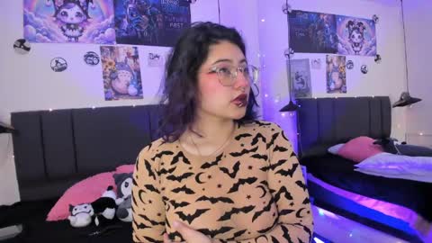 Snapshot of sabrinav_ chatting on May 2026 11:15:01 AM Sabrina online show from May 2026 11:15:01 AM