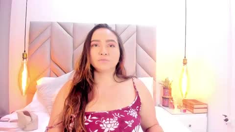 Snapshot of sabrinavantress chatting on April 2026 04:39:01 AM Sabrina Vantress online show from April 2026 04:39:01 AM