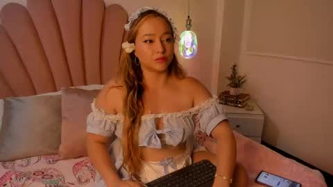 Snapshot of sabrinavantress chatting on May 2026 05:05:02 AM Sabrina Vantress online show from May 2026 05:05:02 AM