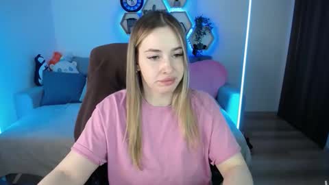 Sabrina Violet online show from March 2026 09:12:02 AM