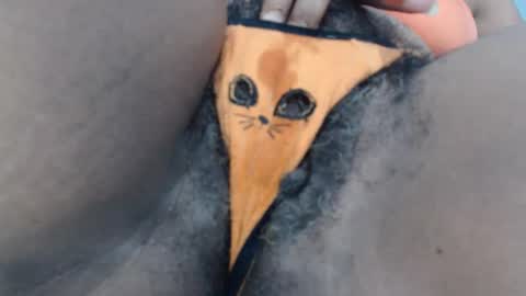 Sacha  Macgregor online show from December 2025 06:11:01 AM