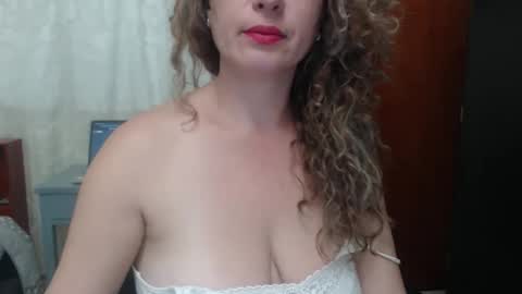 Snapshot of sacrletardiente chatting on April 2026 09:37:02 PM sacrletardiente online show from April 2026 09:37:02 PM