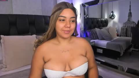 Snapshot of sadiefoster chatting on September 2025 01:23:02 PM Sadie online show from September 2025 01:23:02 PM